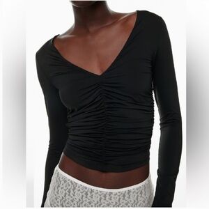 Aritzia Wilfred Bistro Longsleeve In Black